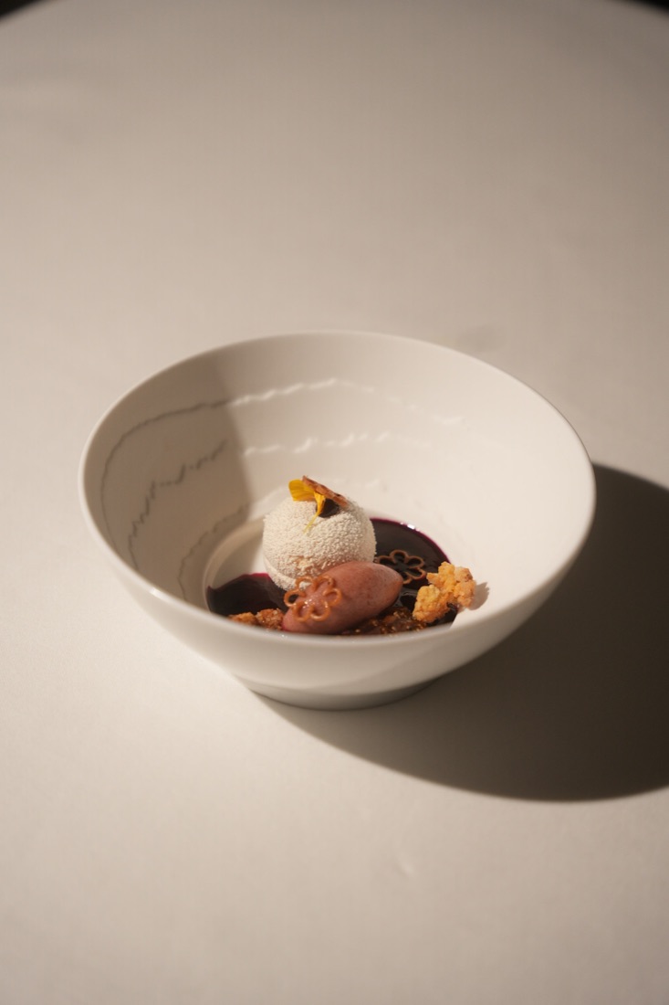 Plat aux produits du pays de Bade, dressé à l'Eckert